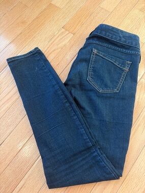Express Skinny Jeans Size 2 Short Dark Wash Stretch Denim Mid Rise